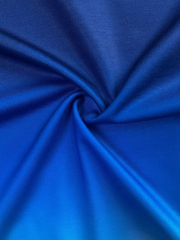 Areeqa - Színátmenetes Színű Húzózsinóros Kapucnis Pulóver