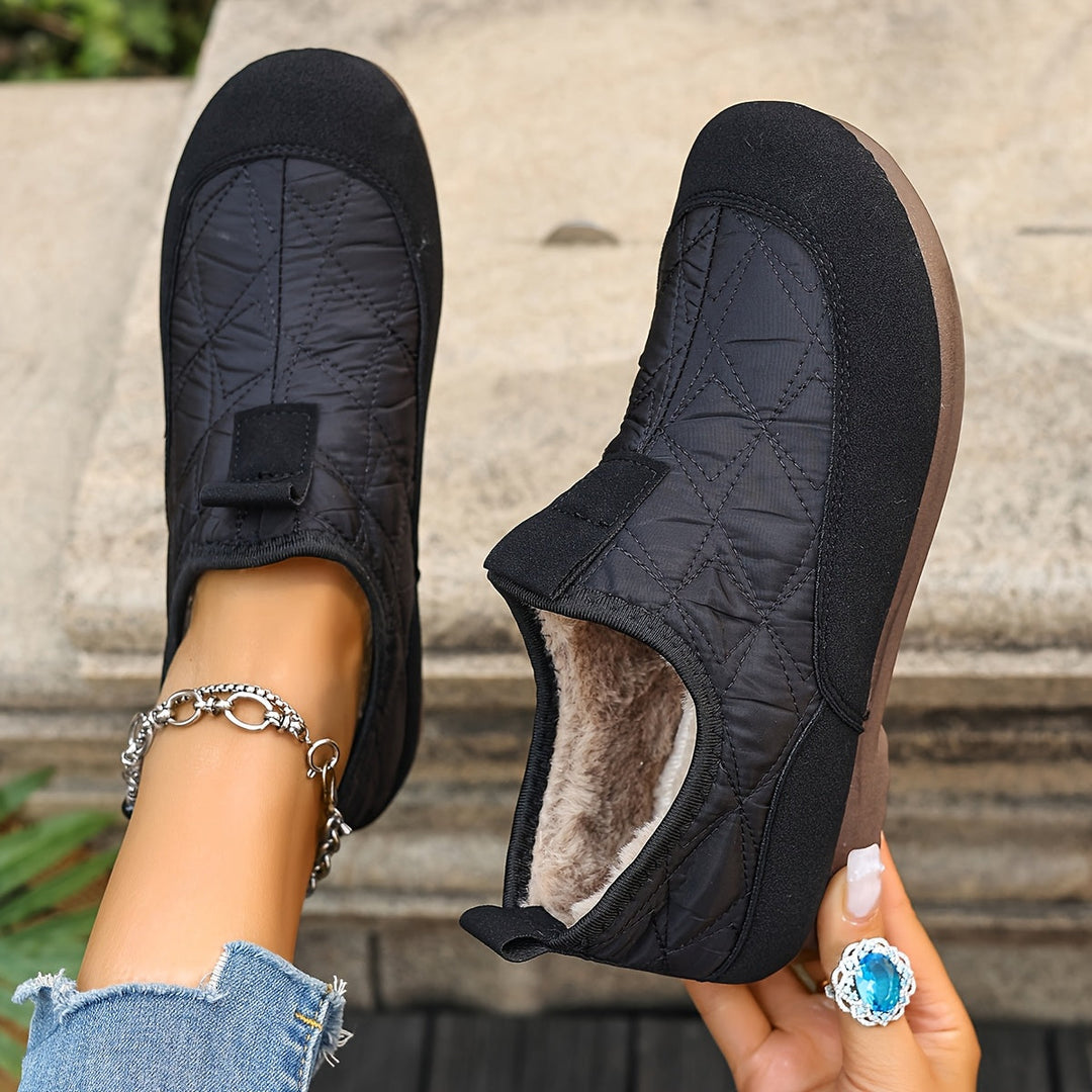 Darelina – Kényelmes Csúszásmentes Téli Csizma