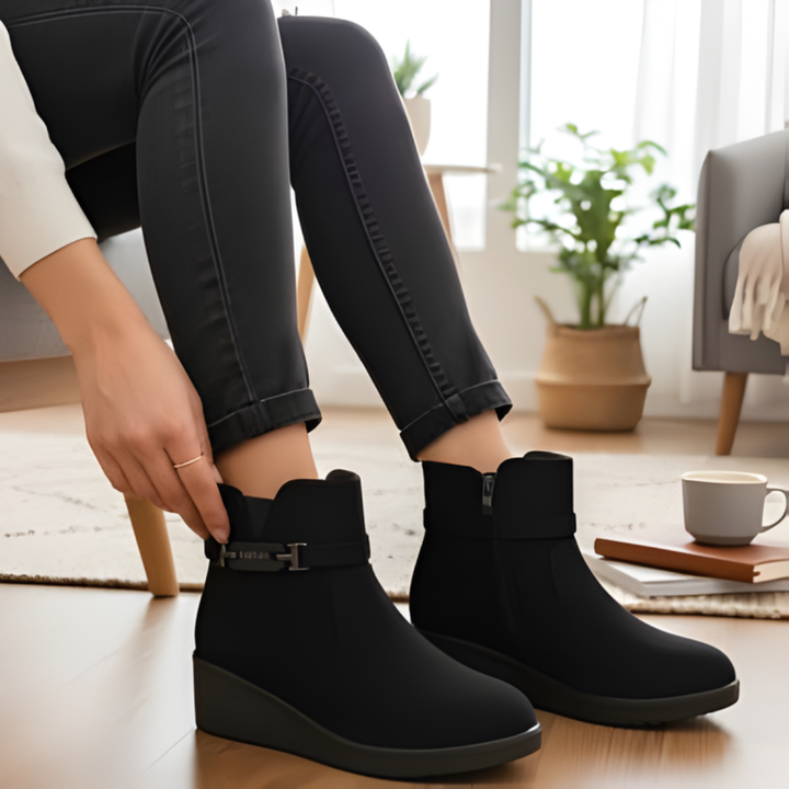 Alwara - Oldalsó Cipzárral Ellátott Bokacsizma