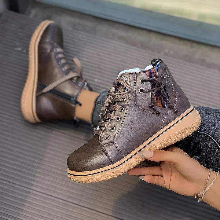 Tracy - Fűzős Bokacsizma