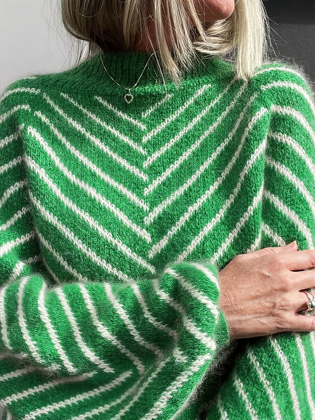 Klarysa – Alkalmi Hosszú Ujjú Kötött Pulóver