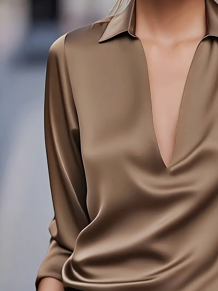 Nadene -  Prémium V-Nyakú Blúz