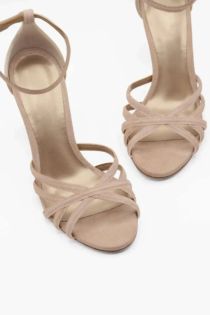 Kassiana - Kerek Orrú Es Vékony Sarokú Szandál