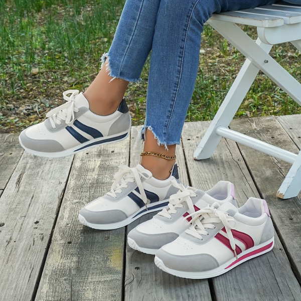 Adina – Kényelmes Fűzős Tornacipő