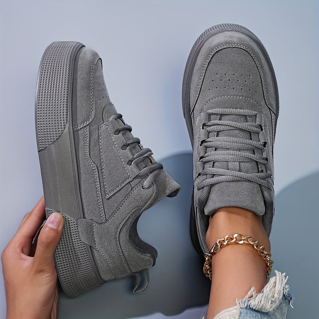 Namira - Kerek Orrú Fűzős Cipő