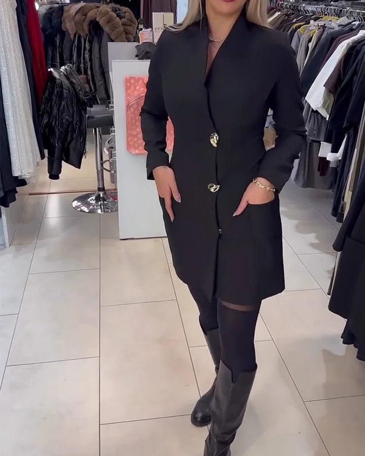 Shireen – Állógalléros Fémgombos Ruha