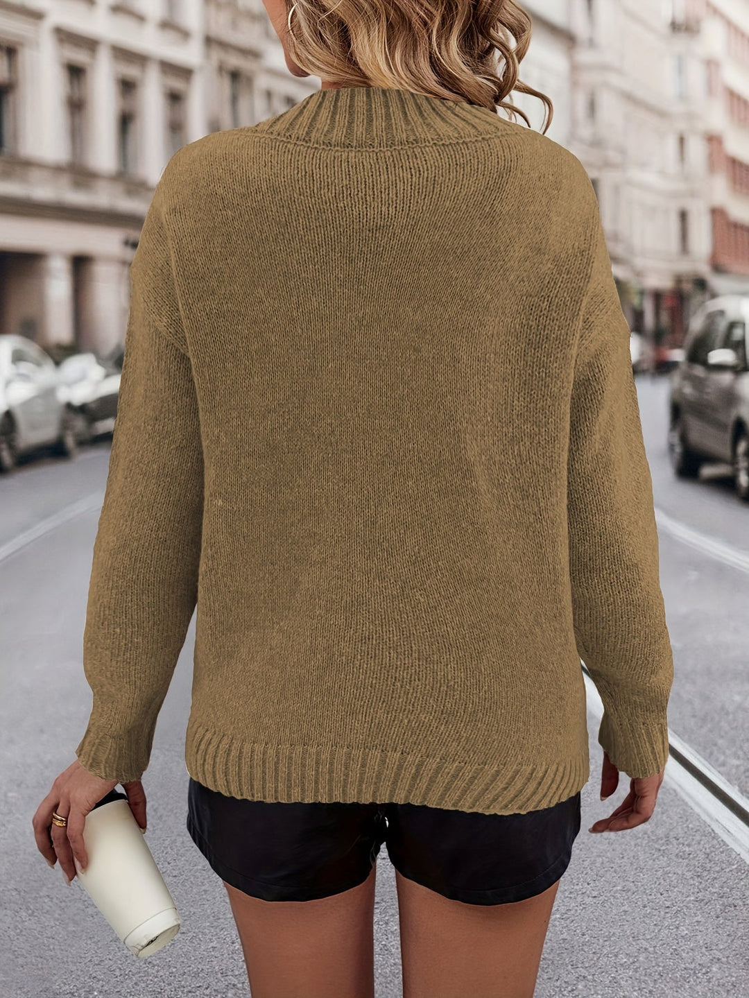 Chrystel - V-Nyakú Pulóver Szívmotívummal