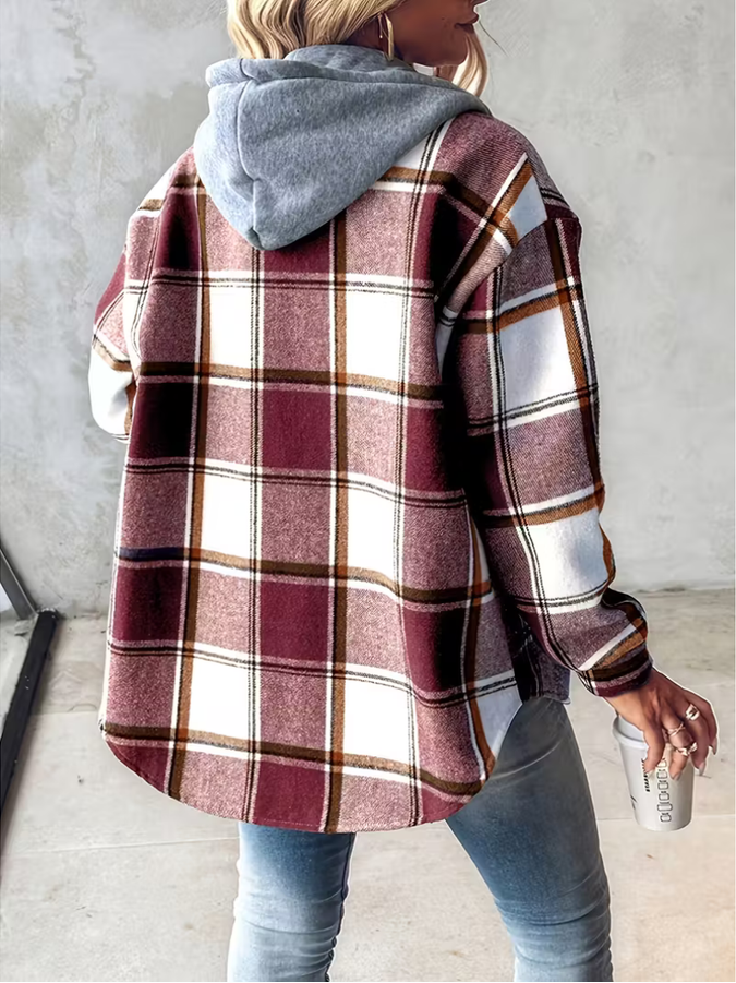 Liene - Kapucnis, Kockás, Gombos Ingdzseki