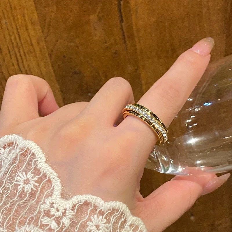 Nubia - Luxus acélból Készült Forgó Gyűrű