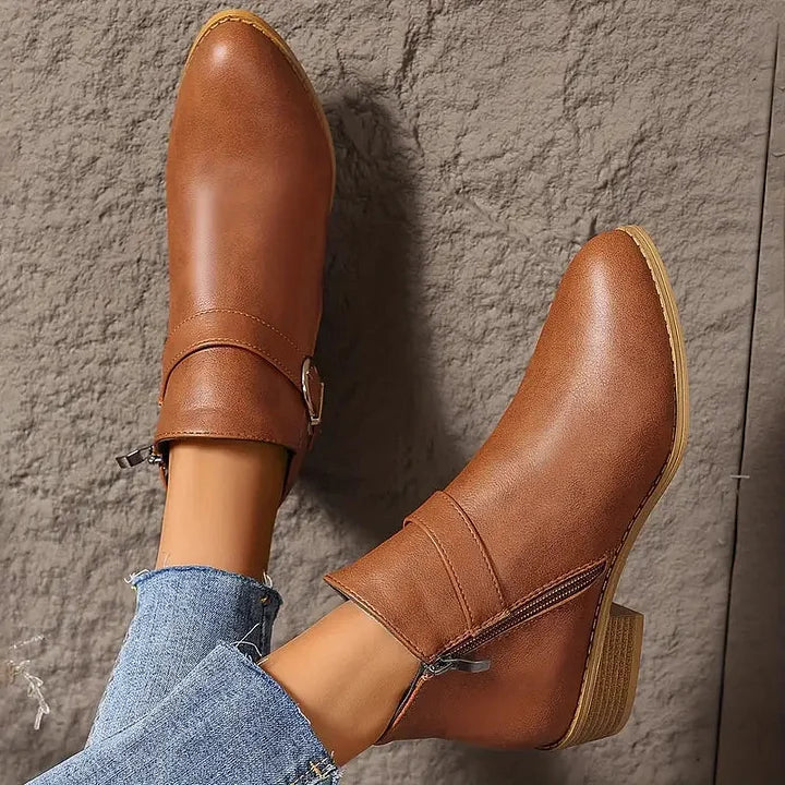 Leigh - Csúszásgátló Ortopédiai Bokacsizma