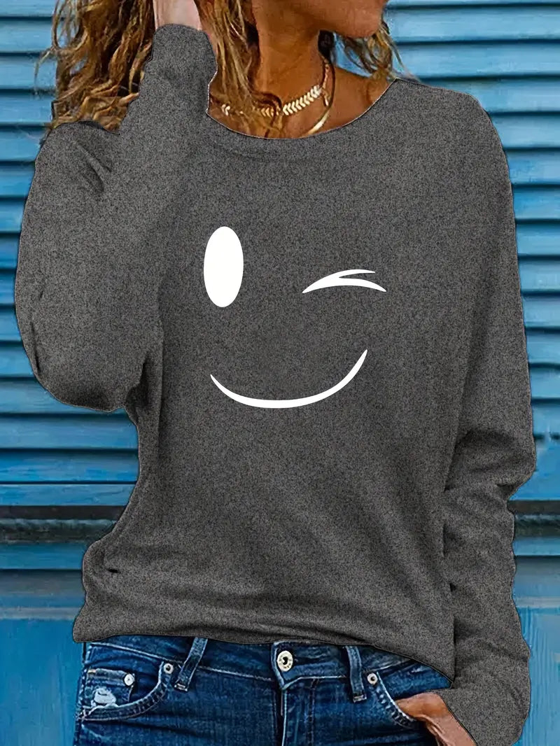 Odalina - Alkalmi Mosolygó Kacsintás Nyomtatott Póló