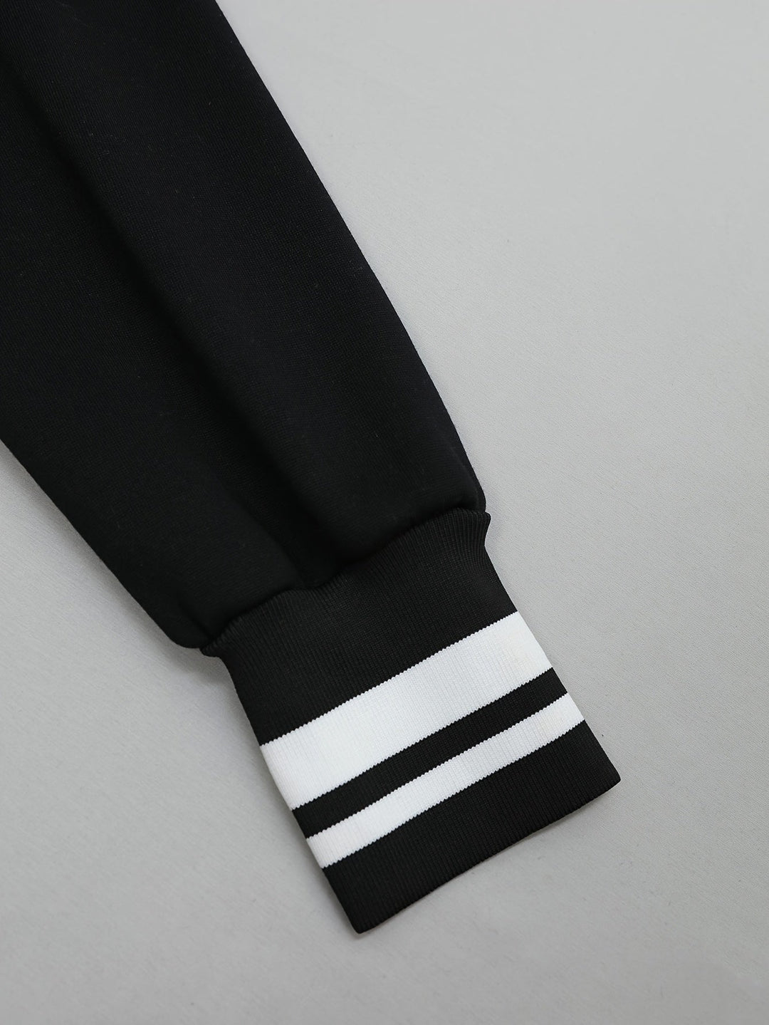 Nicola – Hosszú Ujjú Kabát Oldalsó Zsebekkel