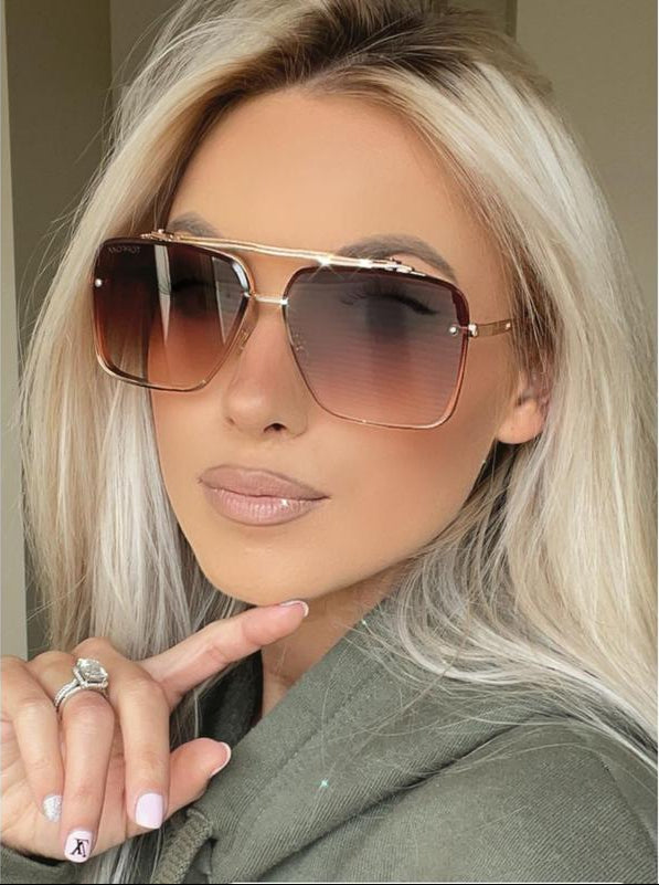 RayForge - Retro Színátmenetes Napszemüveg UV400 Védelemmel