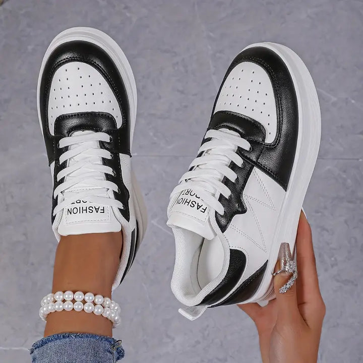 Naveah - Kényelmes ék Alakú Cipő