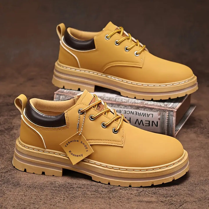 Trevino – Klasszikus Kerek Orrú Fűzős Cipő