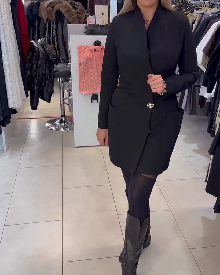 Shireen – Állógalléros Fémgombos Ruha