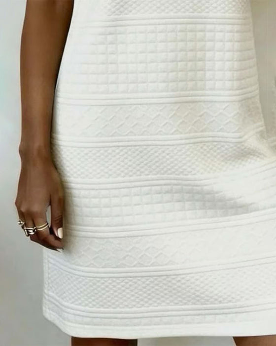 Alaitz - Egyenes Jacquard Háromgombos Ruha