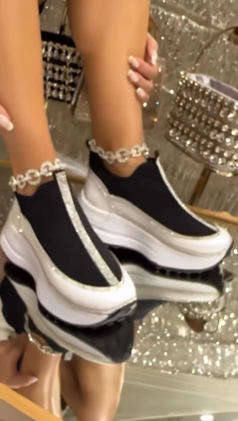 Kelsy - Vastag Csillogó Cipő