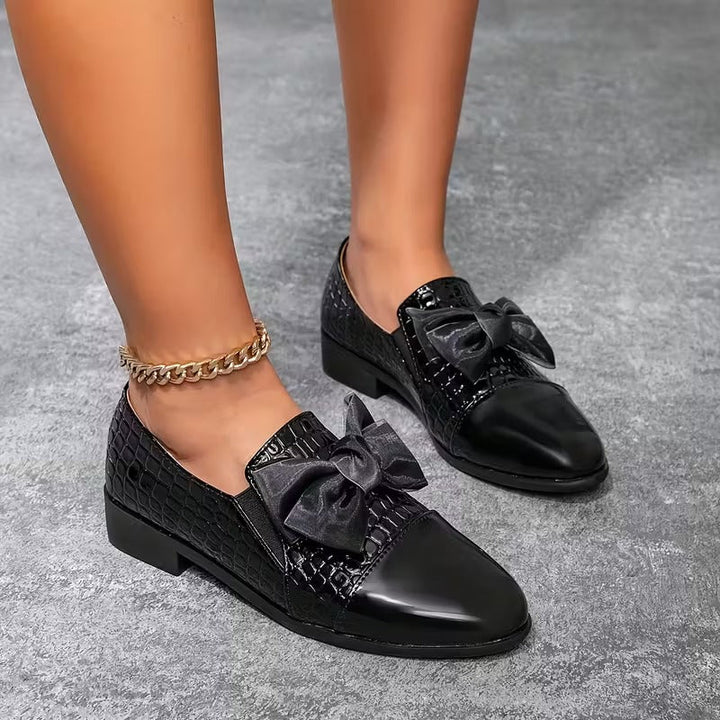 Nalira – Ortopéd Bőr Cipő Masnival