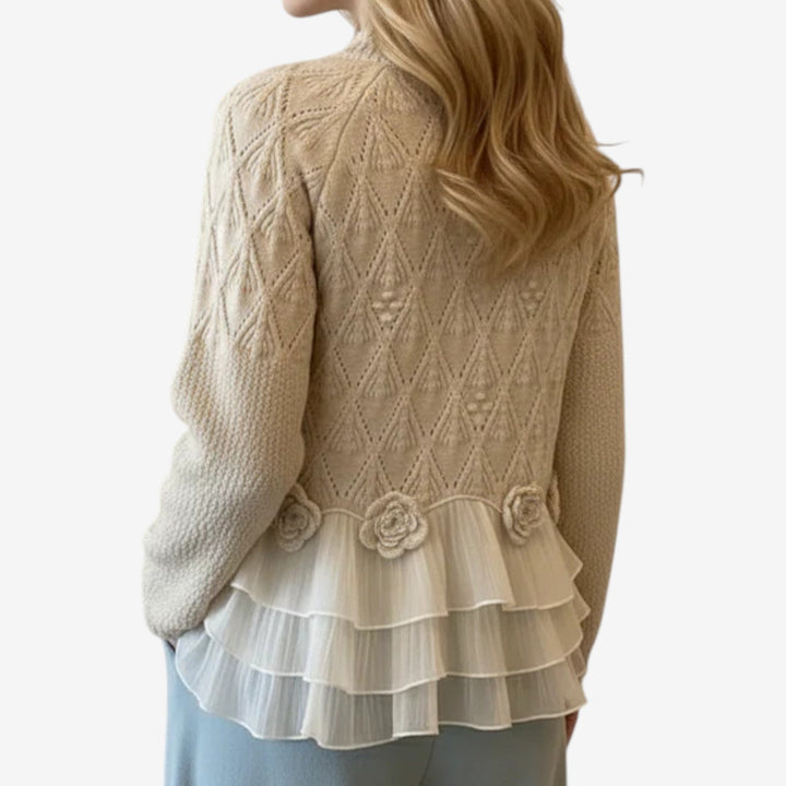 Nessa - Kerek Nyakú Texturált Pulóver