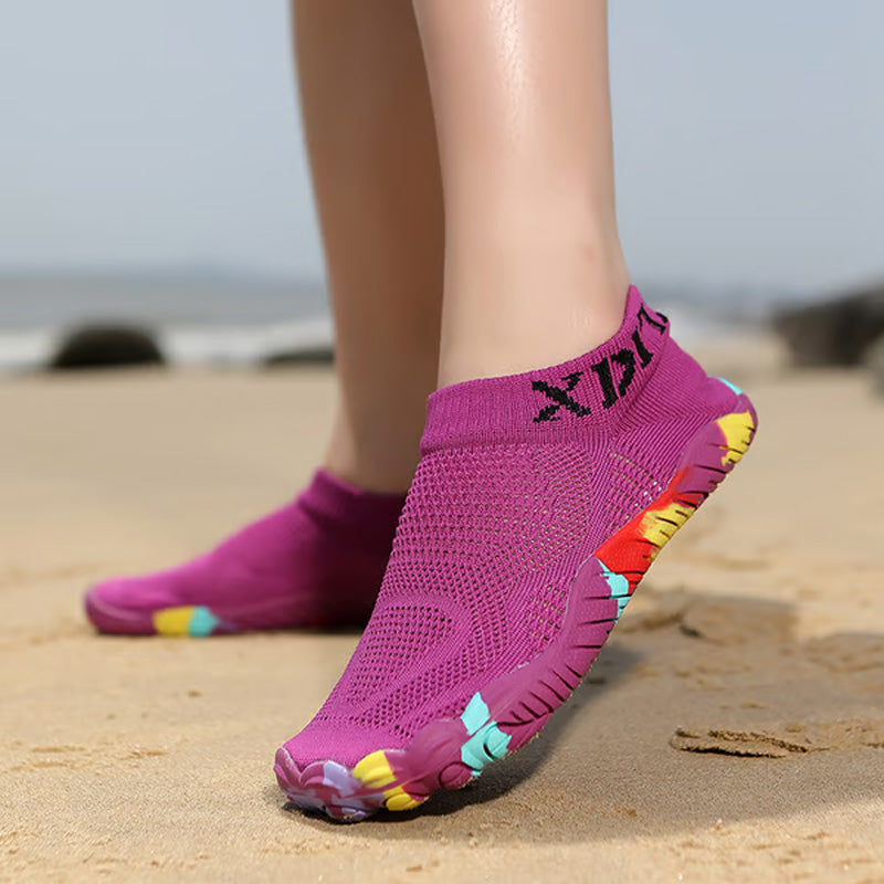 AquaStride - Csúszásmentes Úszás Strandcipő